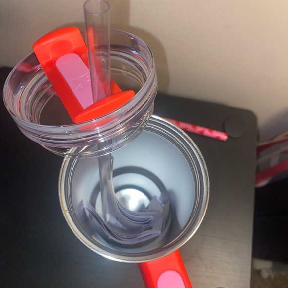 Stanley Red Heart Tumbler with Straw - Picture 6 of 8